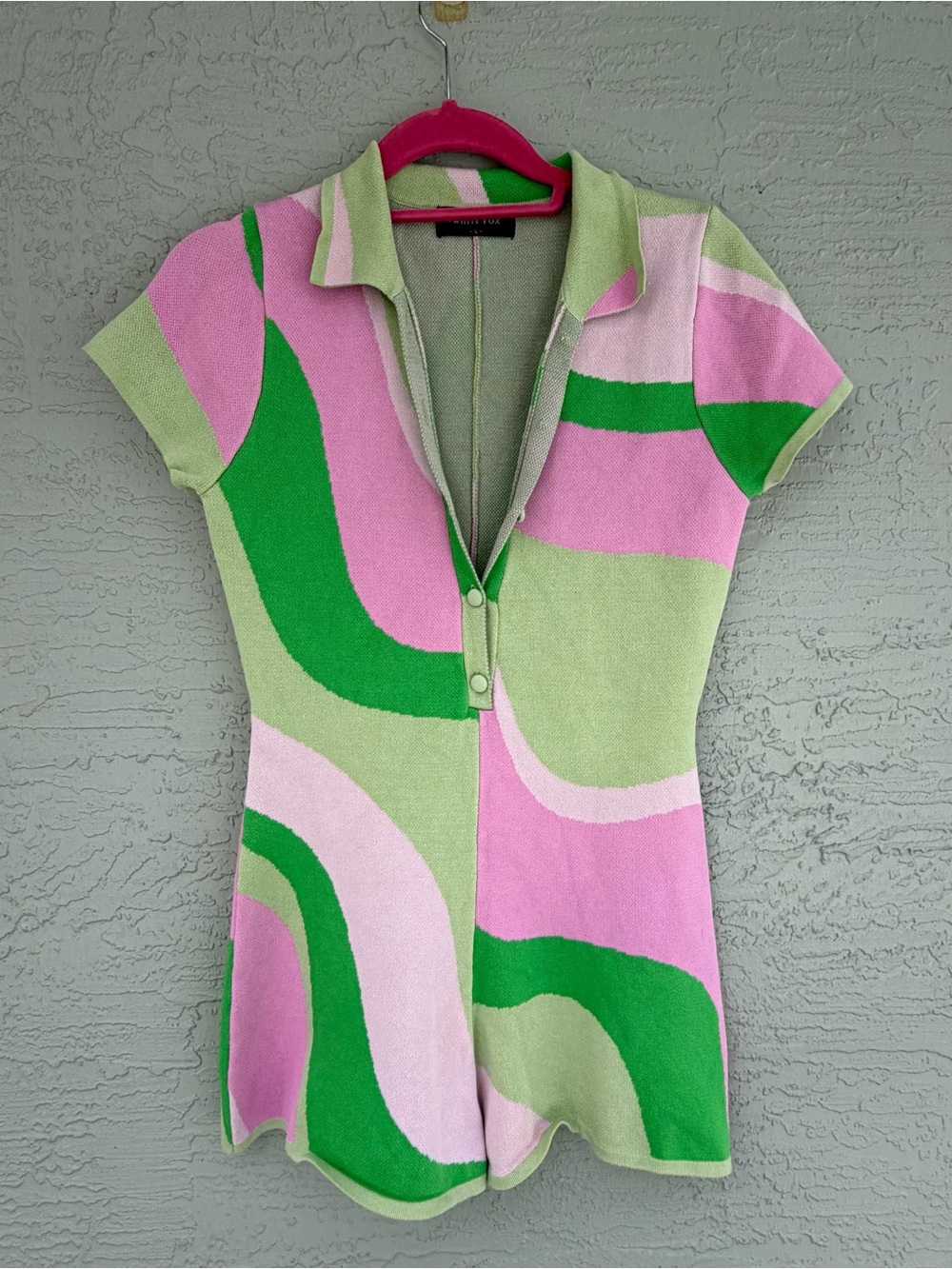 White Fox Boutique Pink and Green Retro Wave Knit one Pice Jumper Sz L